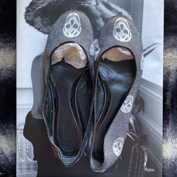 Alexander McQueen Skull Printed Ballet Flats size 39 - Picture 13 of 14